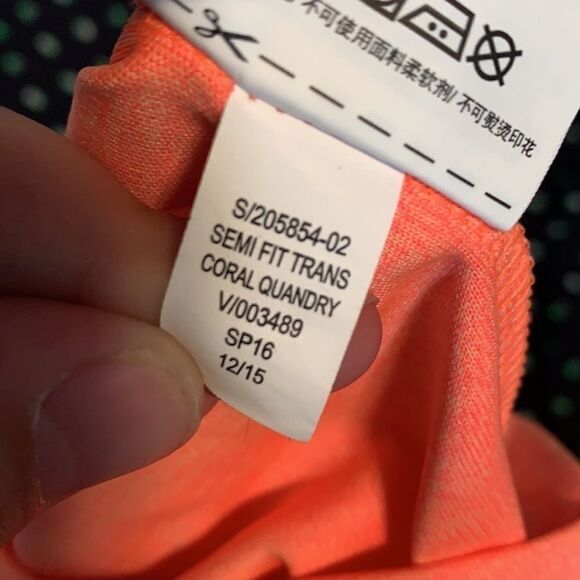 Old Navy Active Pullover size medium - Picture 9 of 9